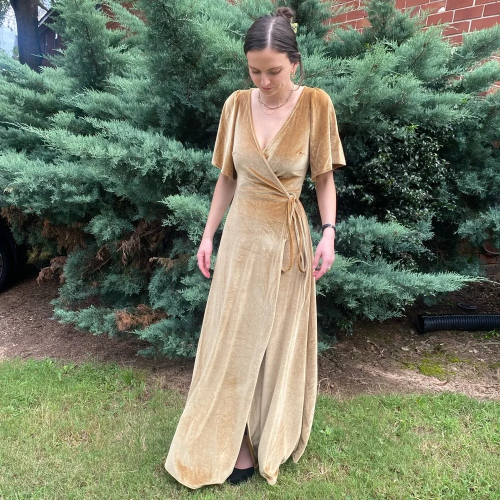 baltic born gown✨ - Picture 1 of 5